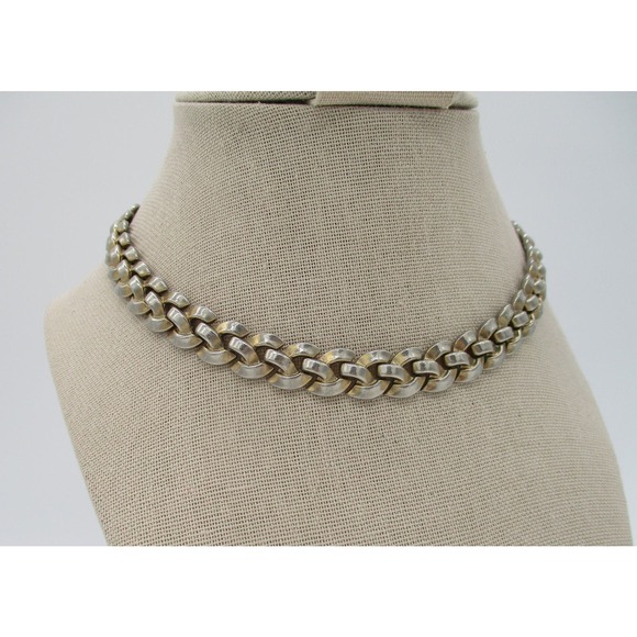 Vintage Crown Trifari Pat 156994 Heavy Silvertone Link Chain Necklace 15 Inch - Picture 10 of 10
